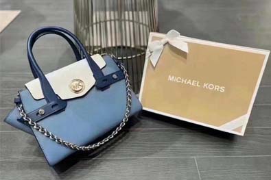 Faster shipping, happier customers Faster shipping, happier customers